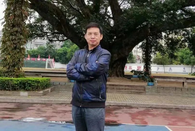 朱学飞2.jpg